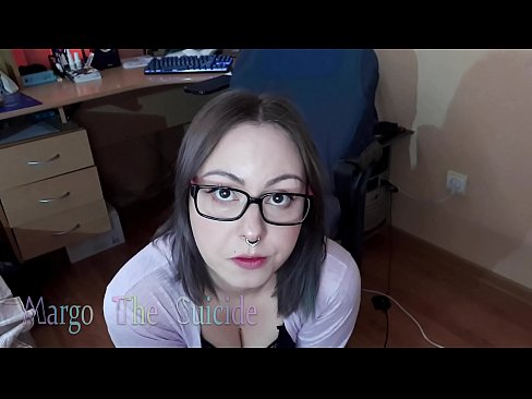 ❤️ Көз айнек тагынган сексуалдуу кыз Дилдону камерага терең соруп ️ Порно видео боюнча порно ky.porno-filmy.ru ❤